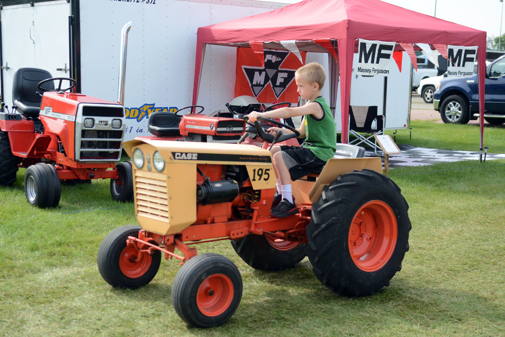 Garden Tractor Daze